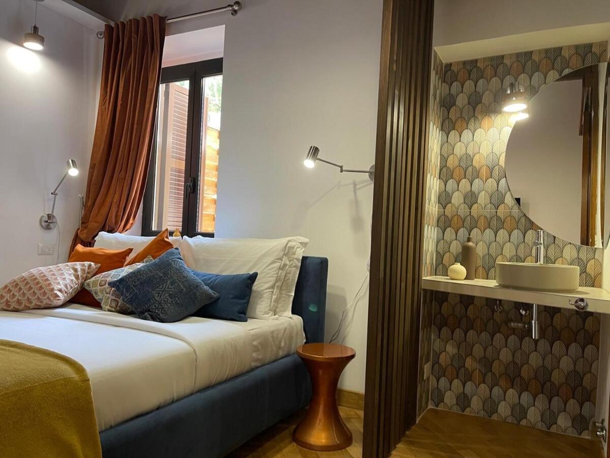 Colosseo Glam Miracle Apartment
